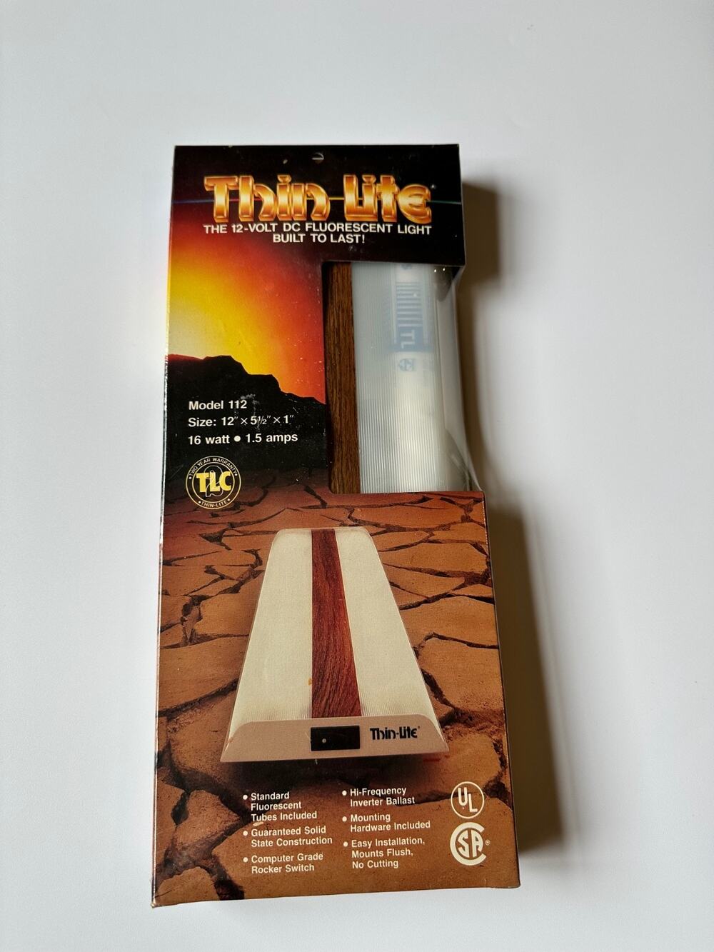 Thin Lite Model 112 Fluorescent Light, 12V, 16 watt, 1.5 amp, for RV's, Boats